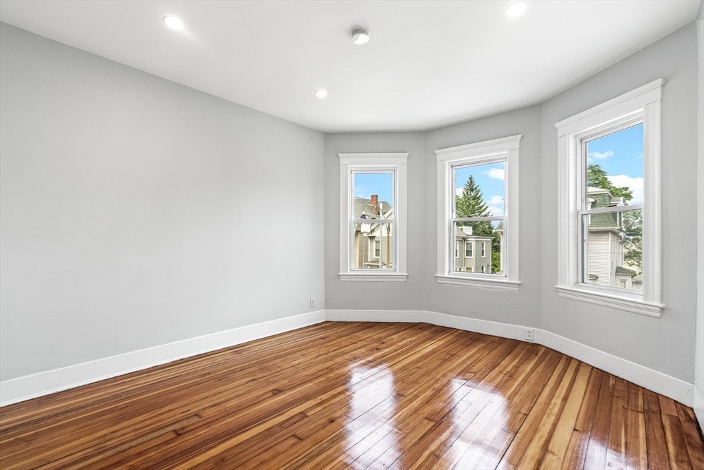 79 Pleasant Street Property Photo 33