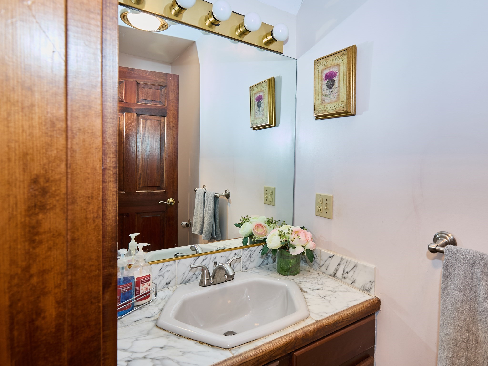 301 Madison Property Photo 7