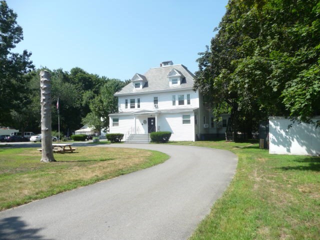 317 Boston Rd Property Photo 2