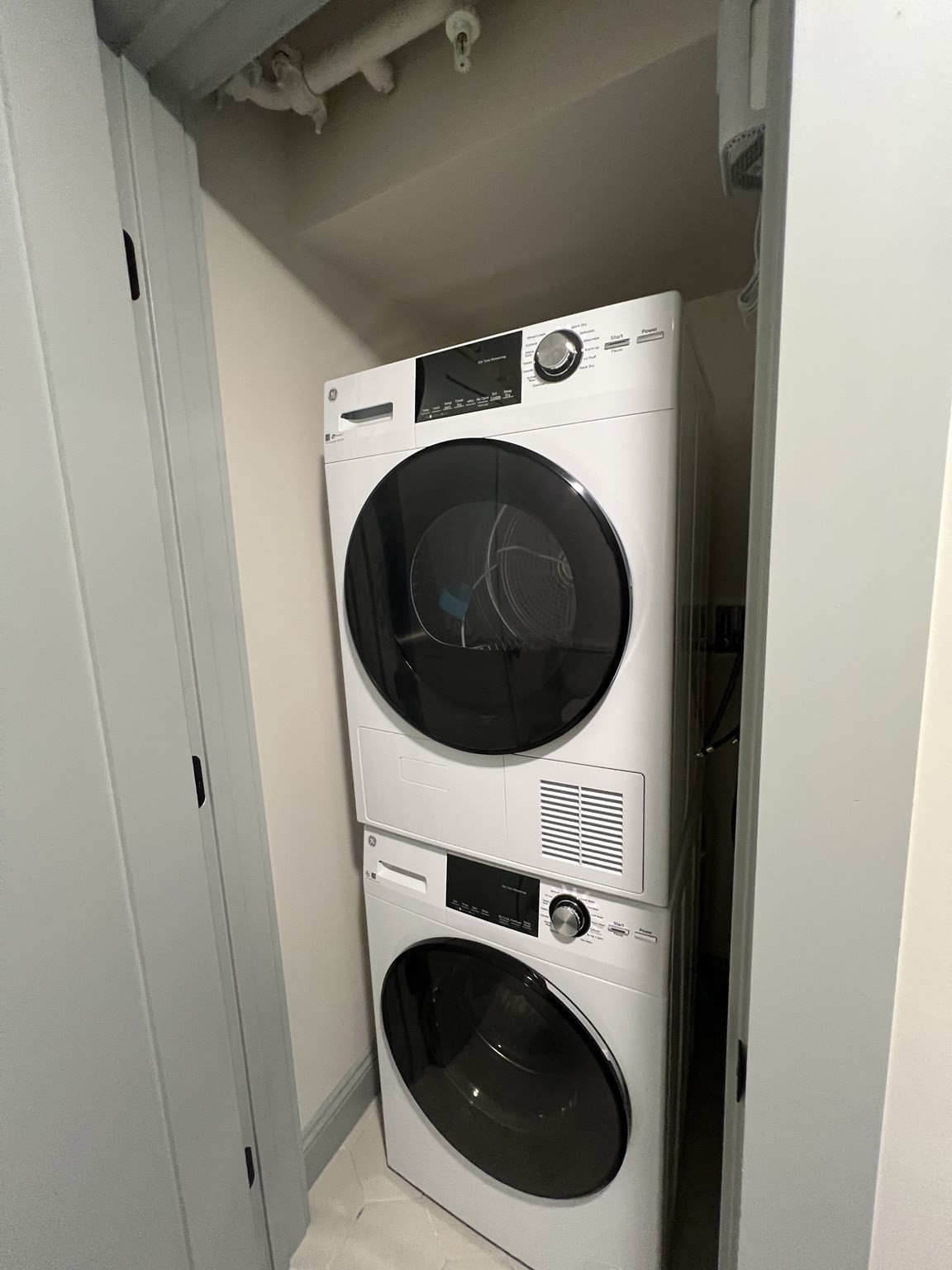 160 Seabury St # 25 Property Photo 8
