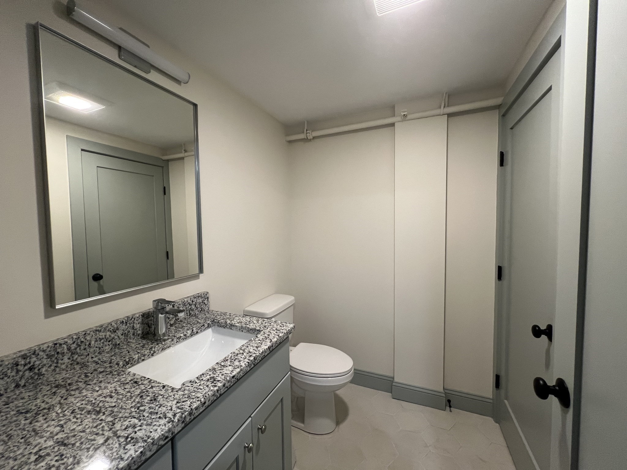 160 Seabury St # 25 Property Photo 9