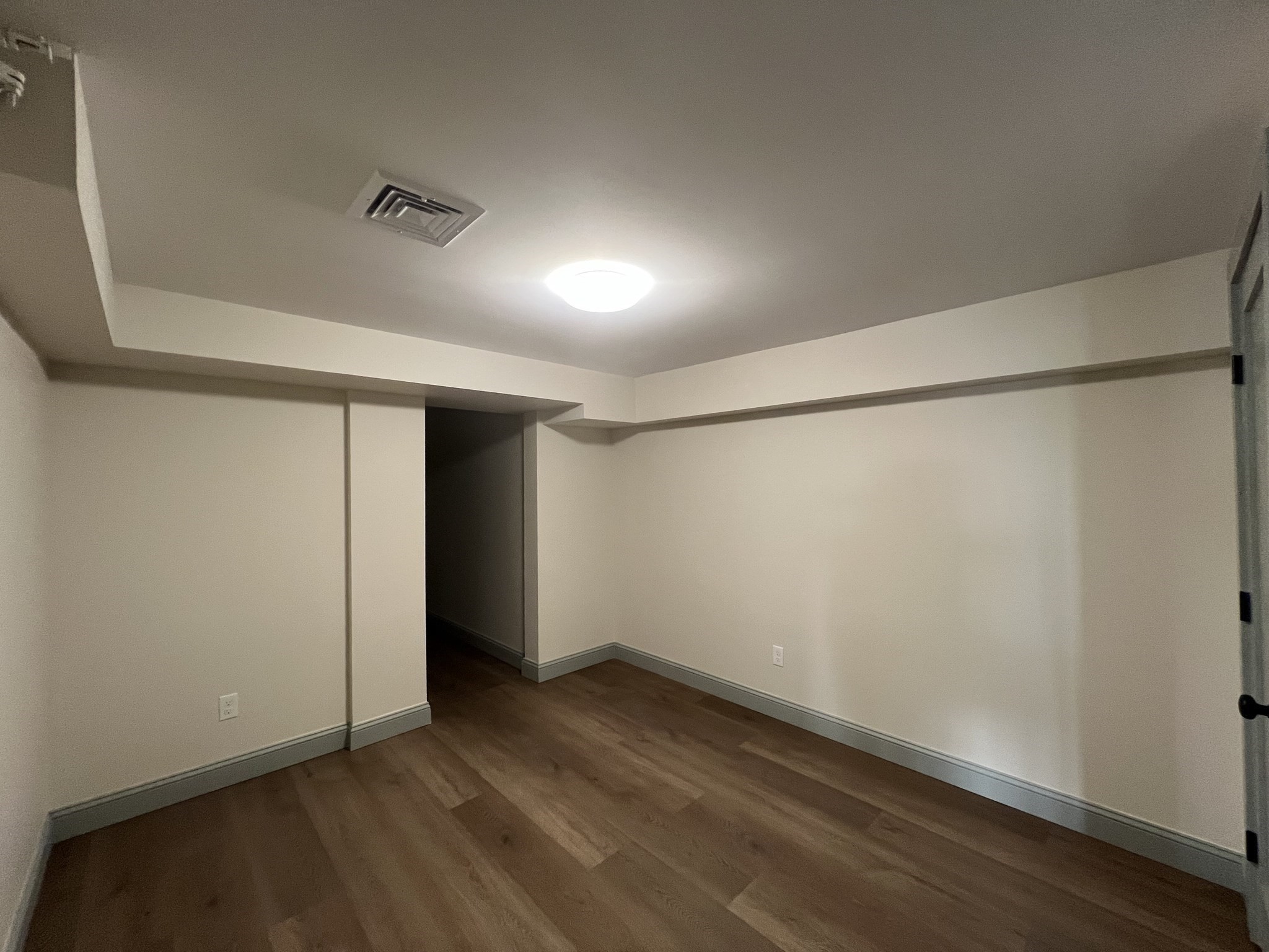 160 Seabury St # 25 Property Photo 12