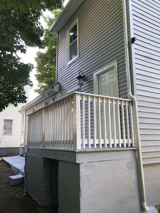 18 Lawrence St Property Photo 10