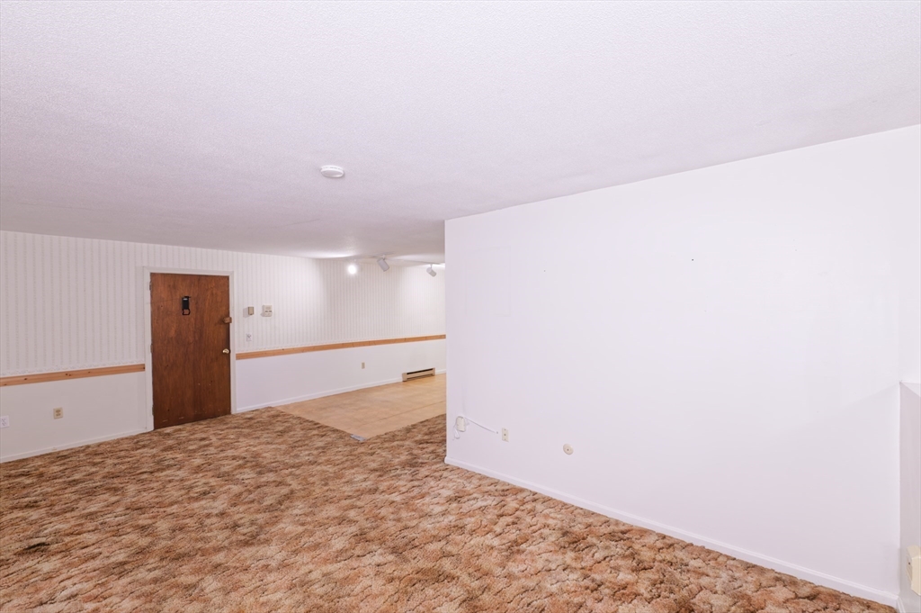 39 Pleasant St # B4 Property Photo 3