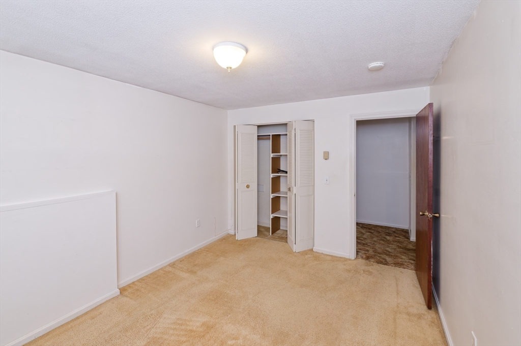 39 Pleasant St # B4 Property Photo 10