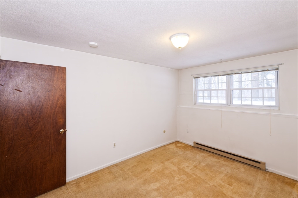 39 Pleasant St # B4 Property Photo 13