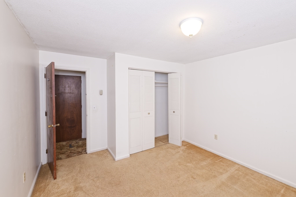 39 Pleasant St # B4 Property Photo 14