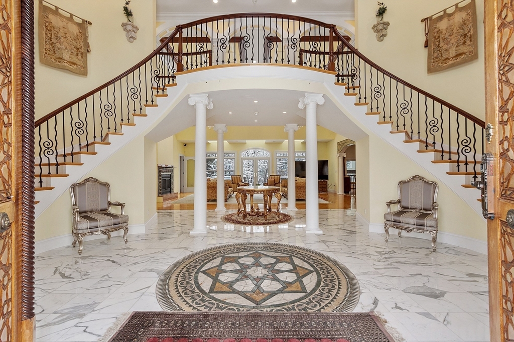 30 Bridle Path, Shrewsbury — imperial grand staircase