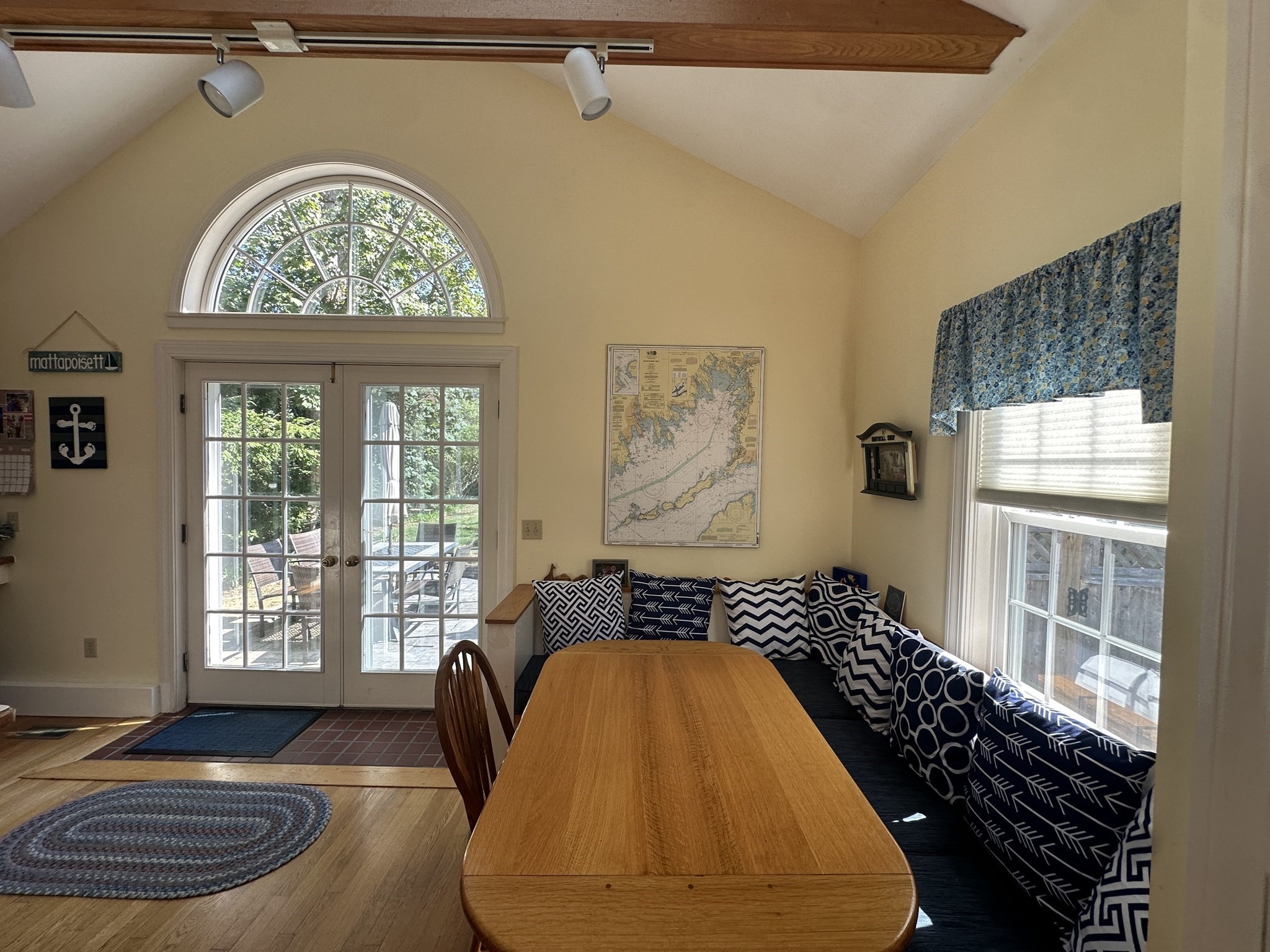 12 Pearl Street/short Term Rental Property Photo 4