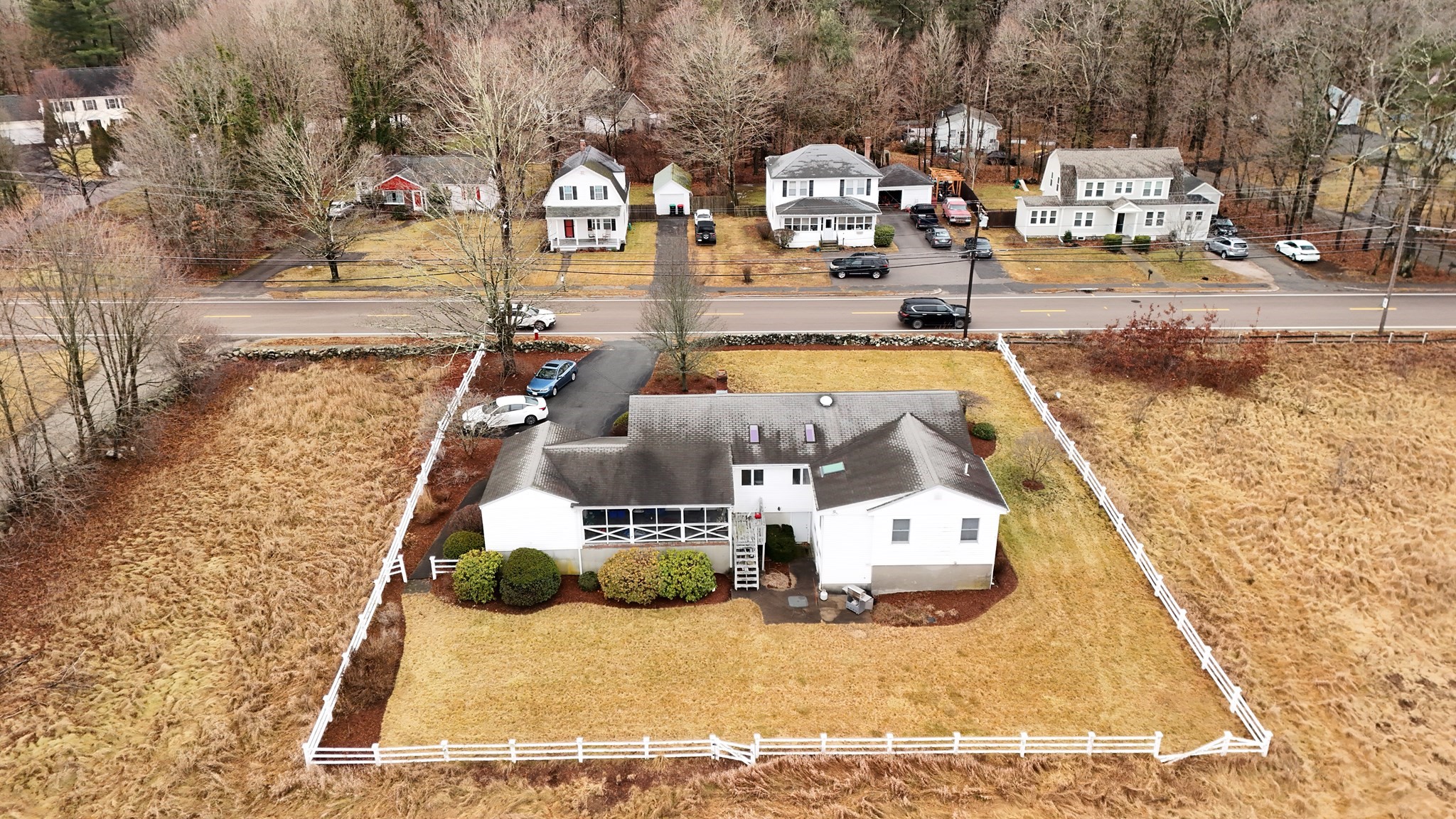 356 Central Street Property Photo 8
