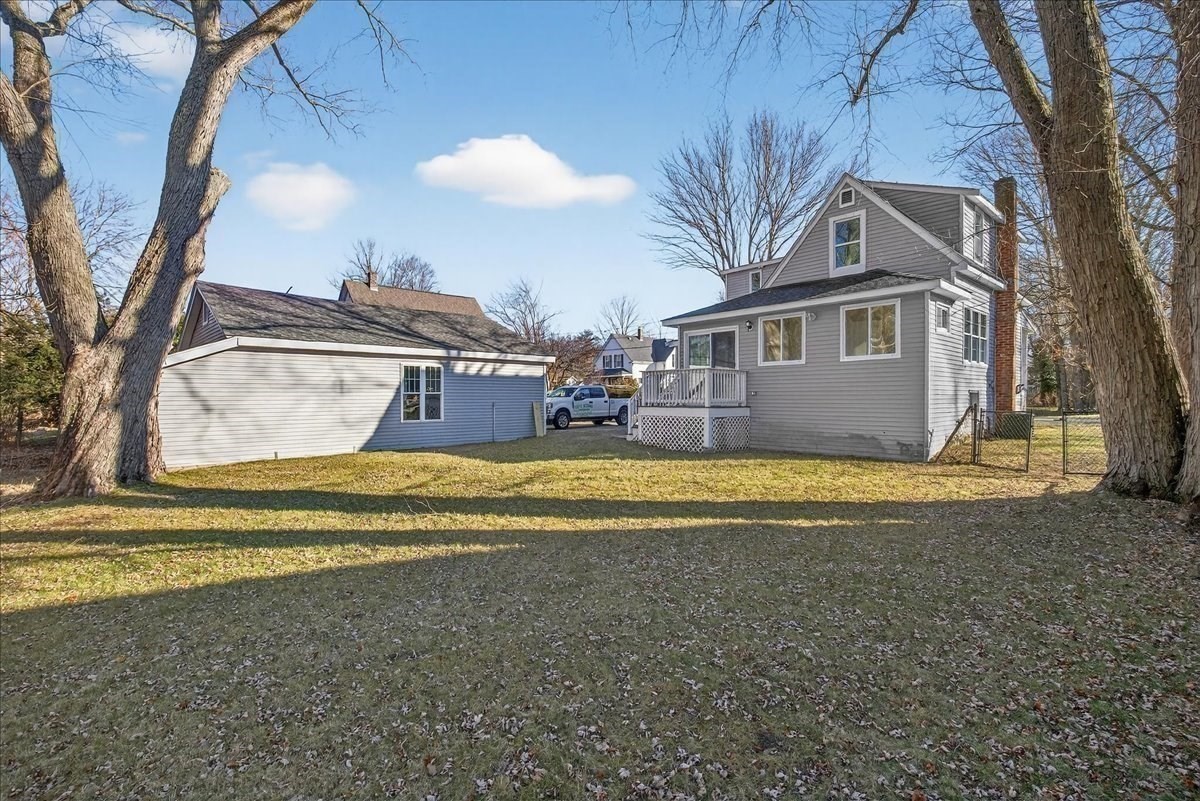 48 Bigelow Ave Property Photo 31