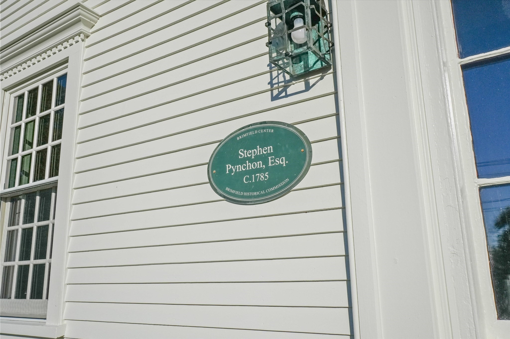 21 Sturbridge Rd Property Photo 3