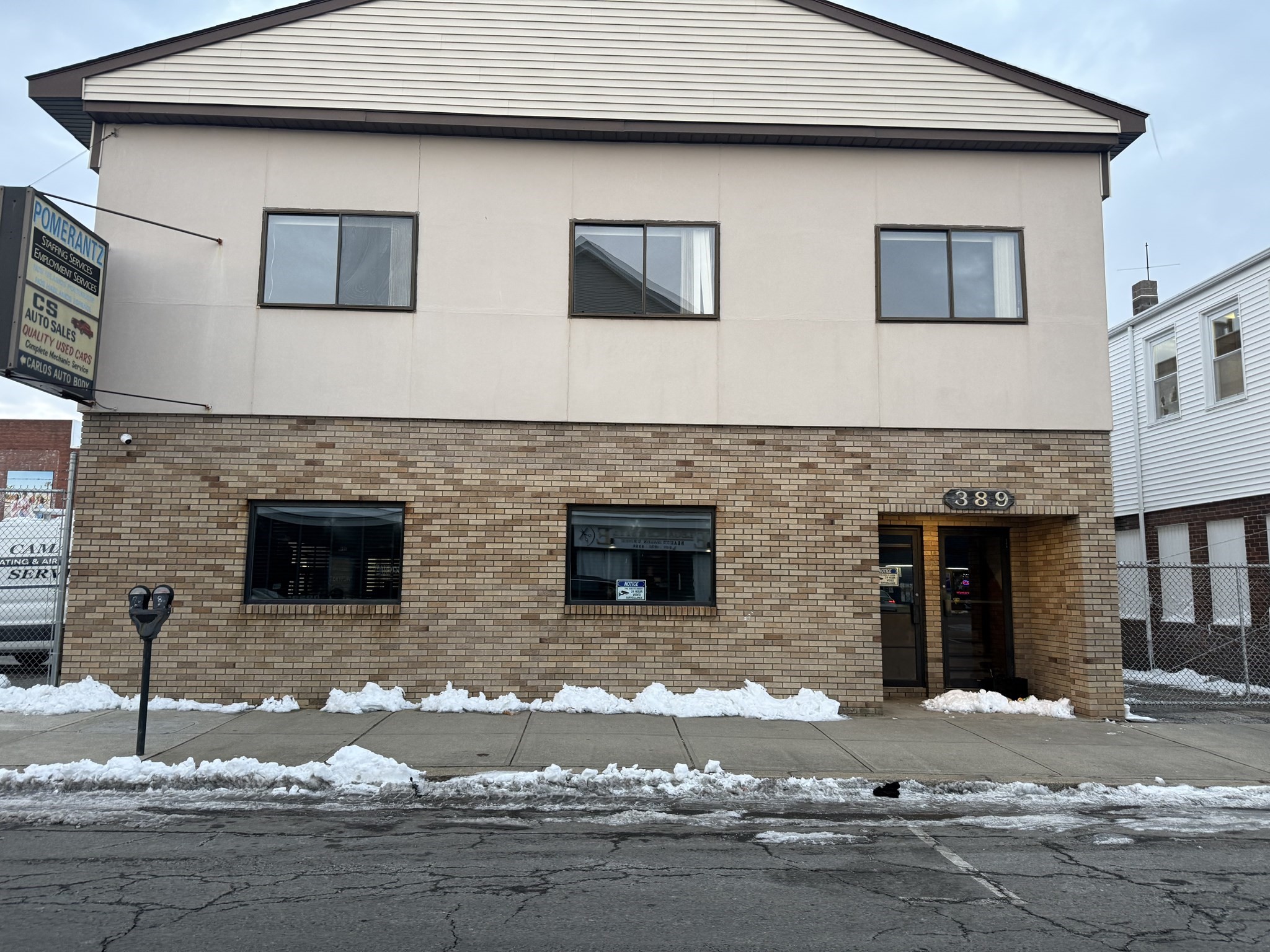 389 Second St Property Photo 1