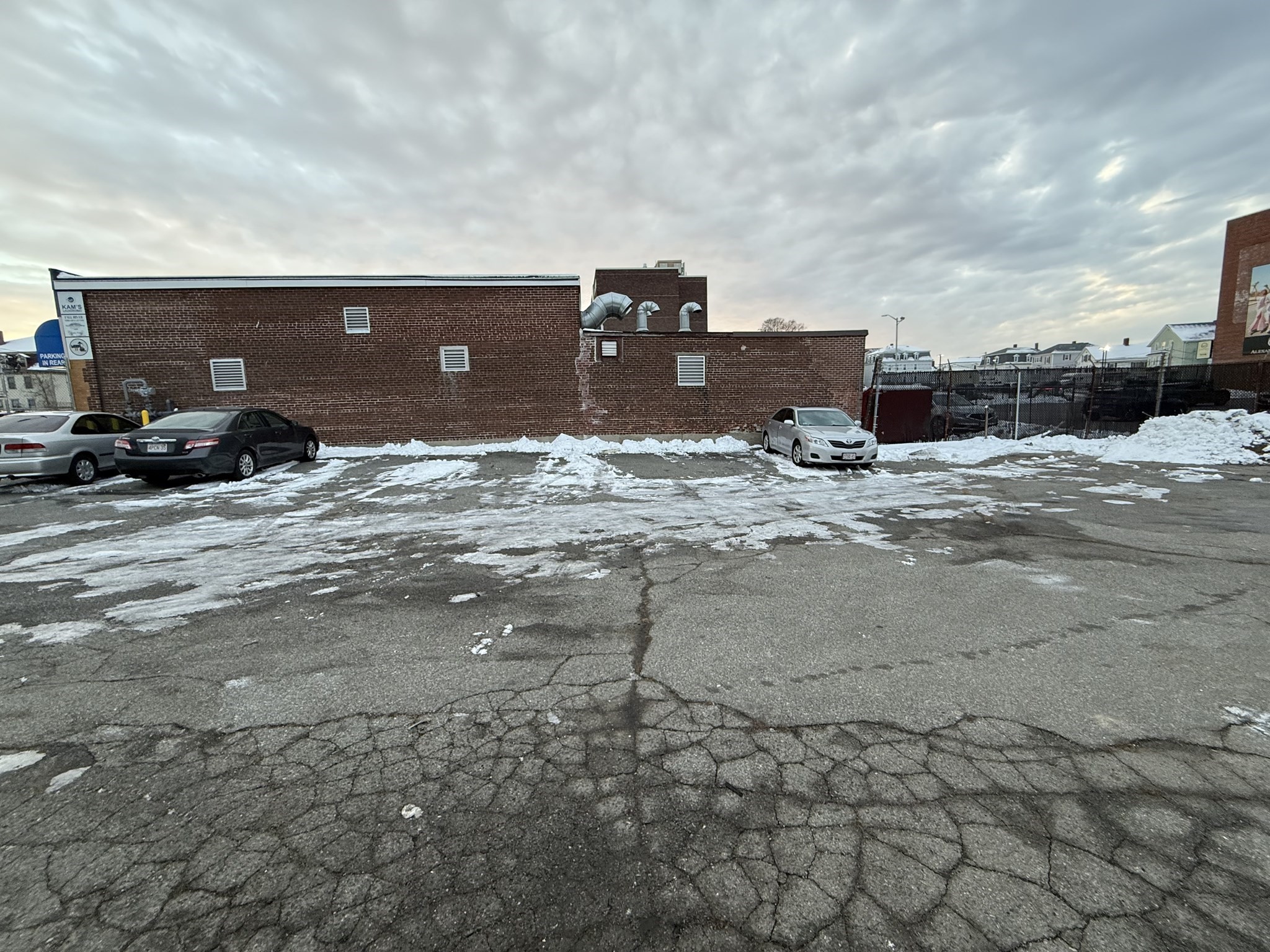 389 Second St Property Photo 4