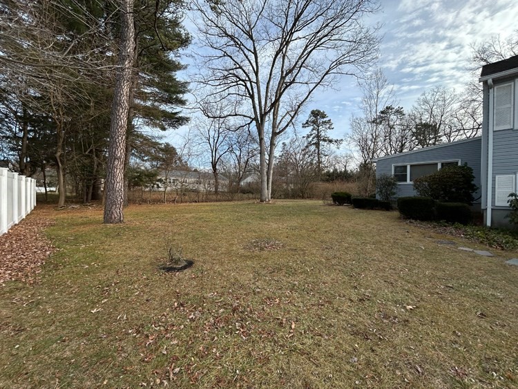 63 Meadowlark Dr Property Photo 4