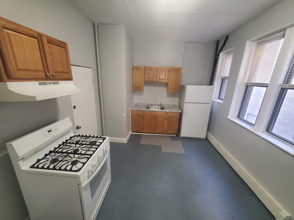 10 Abbottsford # 1 Property Photo 1