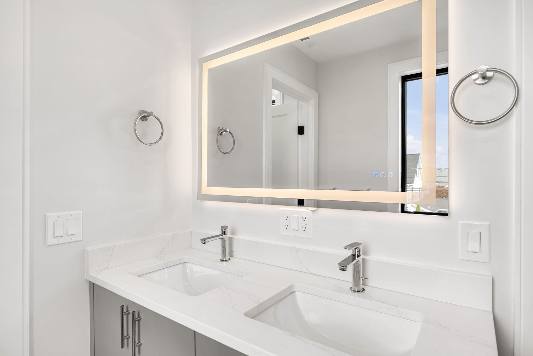 136 Hillside Property Photo 18