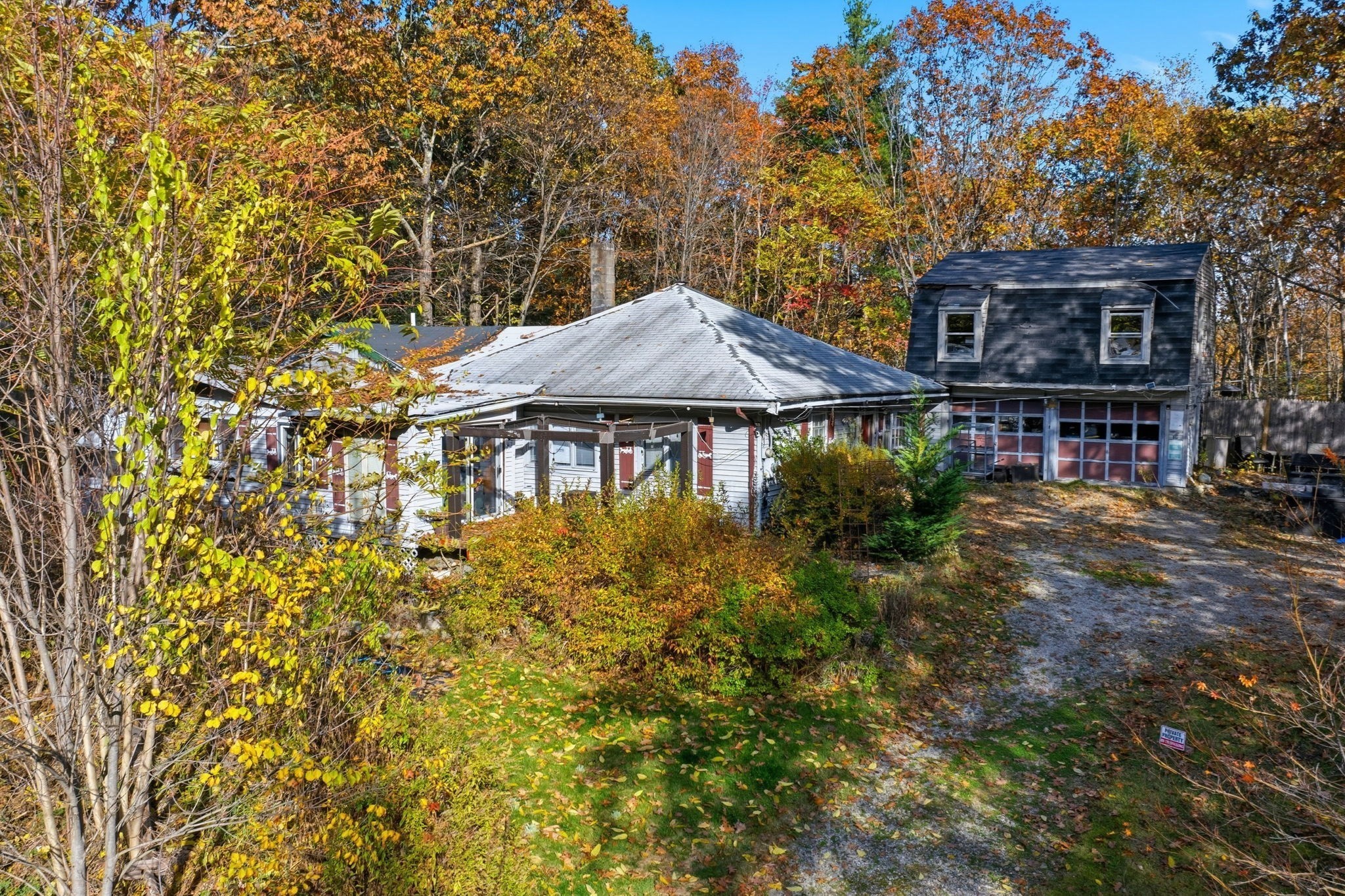 143 Heald Street Property Photo 4