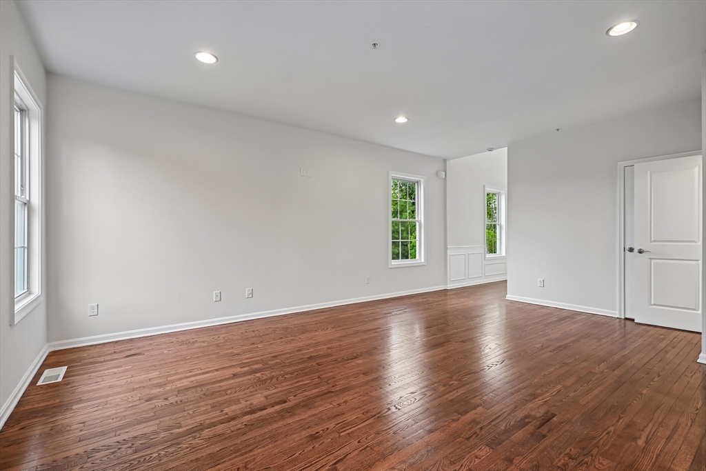 19 Crispwater Way # 178 Property Photo 11