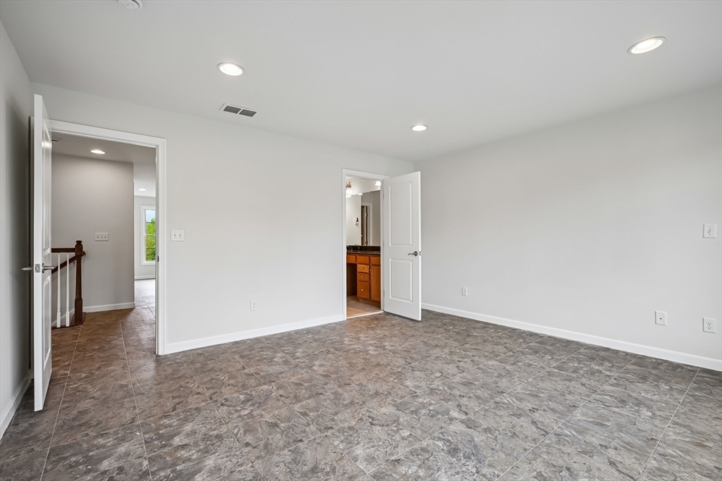 19 Crispwater Way # 178 Property Photo 14