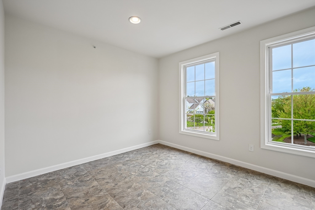 19 Crispwater Way # 178 Property Photo 15