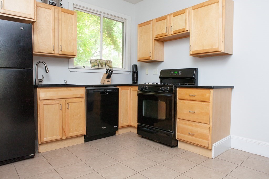 1743 Commonwealth Ave # 1 Property Photo 2