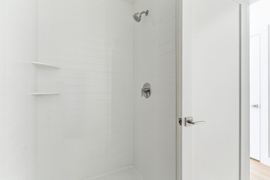 1035 Commonwealth Ave # 309 Property Photo 7