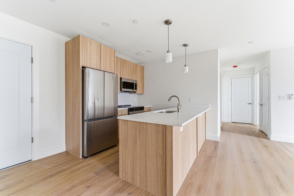 1035 Commonwealth Ave # 310 Property Photo 1