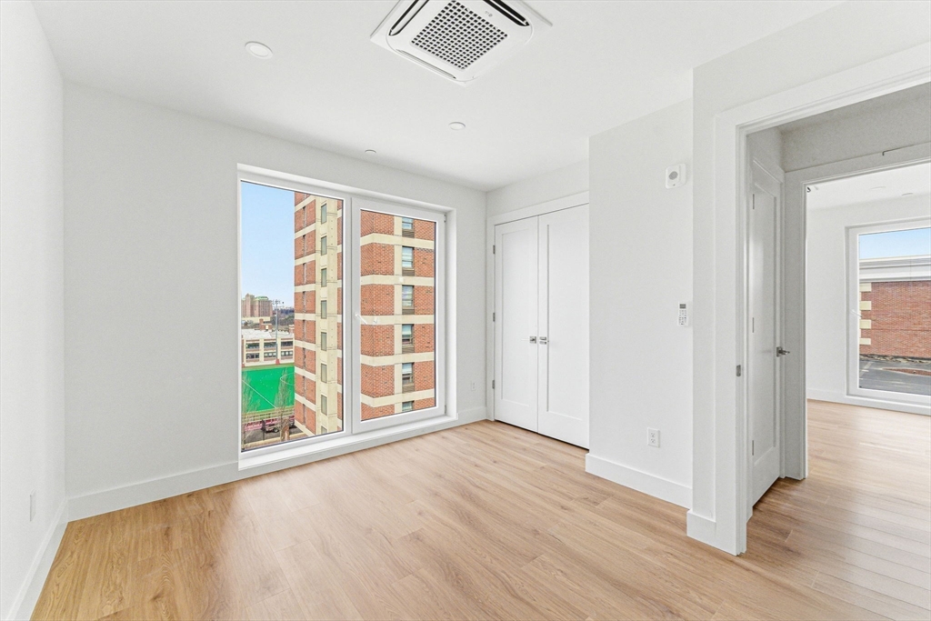 1035 Commonwealth Ave # 310 Property Photo 12