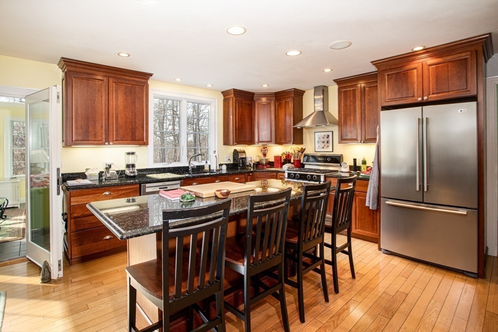 2 Olin Howland Way Property Photo 12