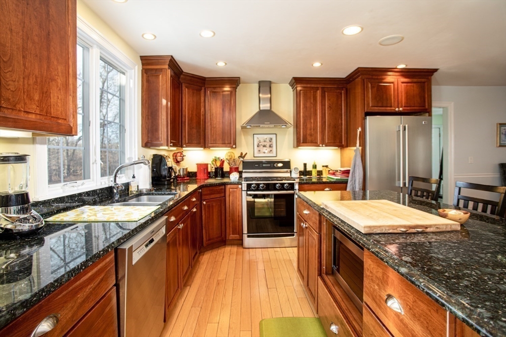 2 Olin Howland Way Property Photo 14