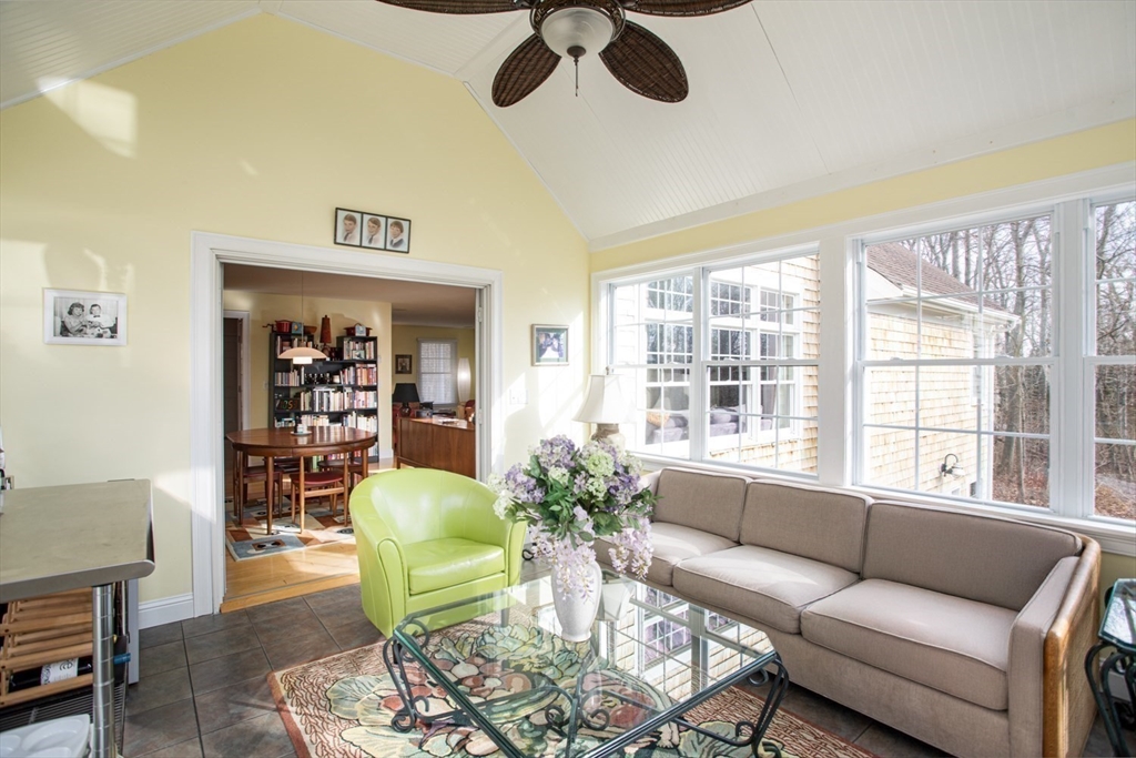 2 Olin Howland Way Property Photo 21