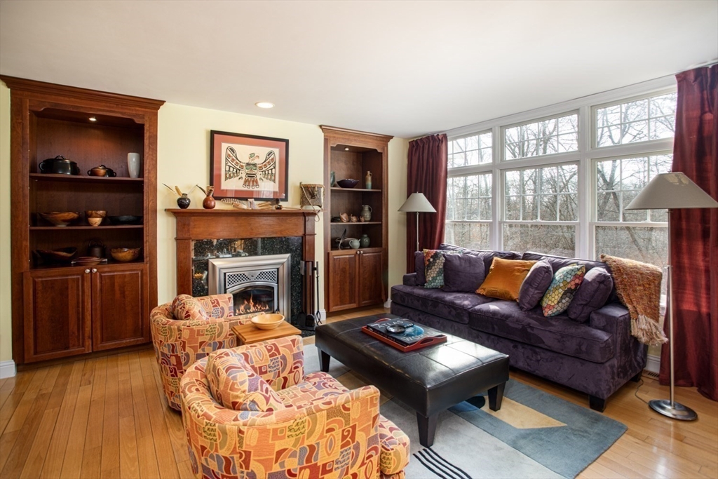 2 Olin Howland Way Property Photo 22