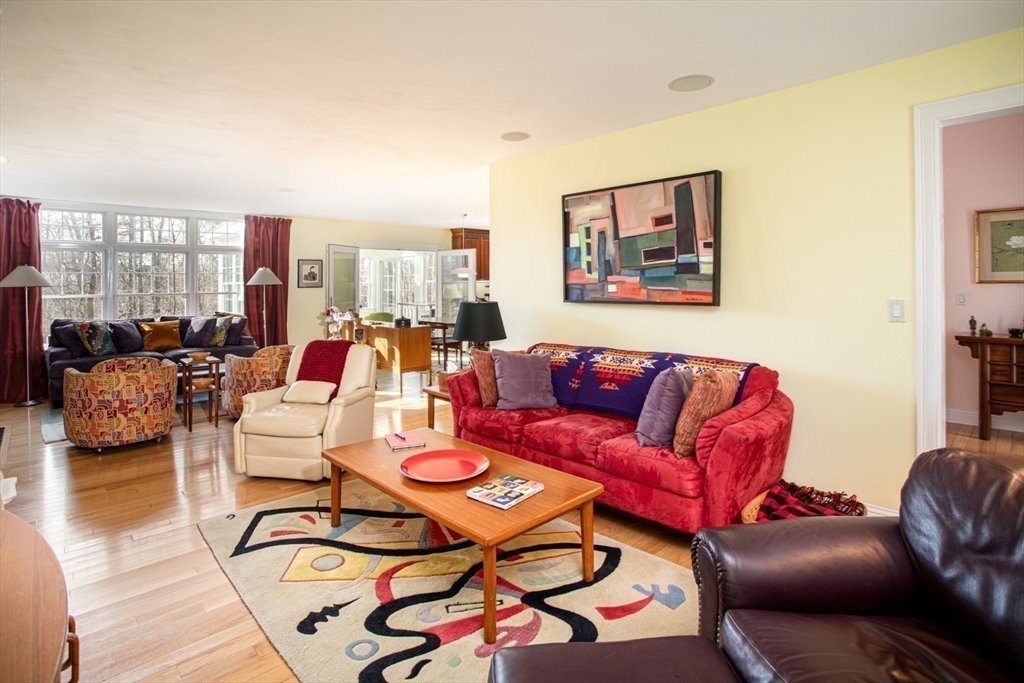 2 Olin Howland Way Property Photo 26