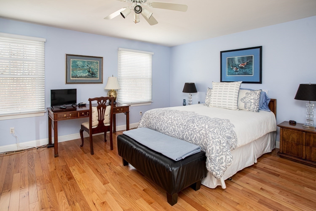 2 Olin Howland Way Property Photo 27