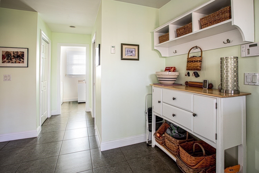 2 Olin Howland Way Property Photo 31