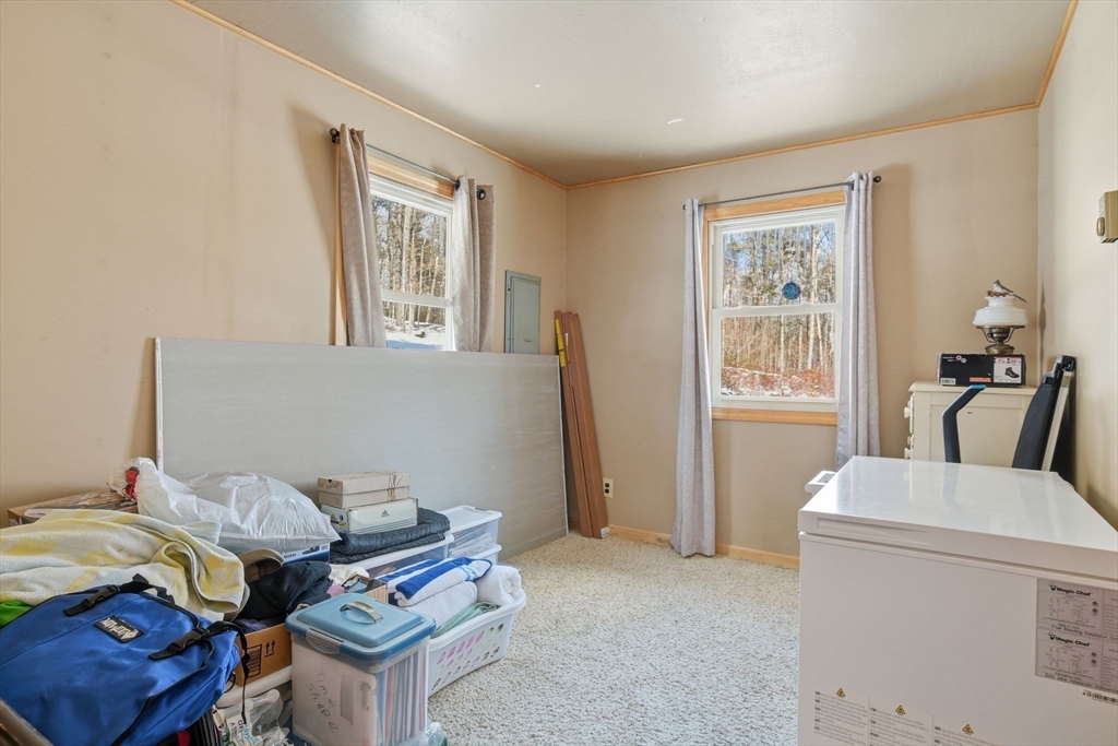 200 Fox Den Rd Property Photo 10