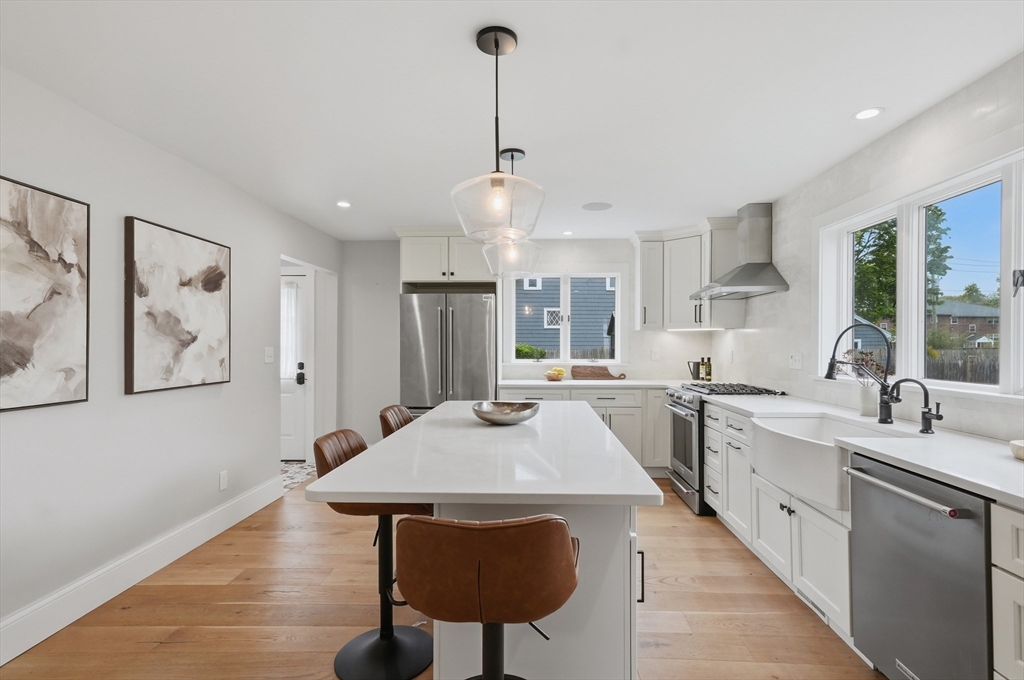 6 Everett Street Property Photo 1