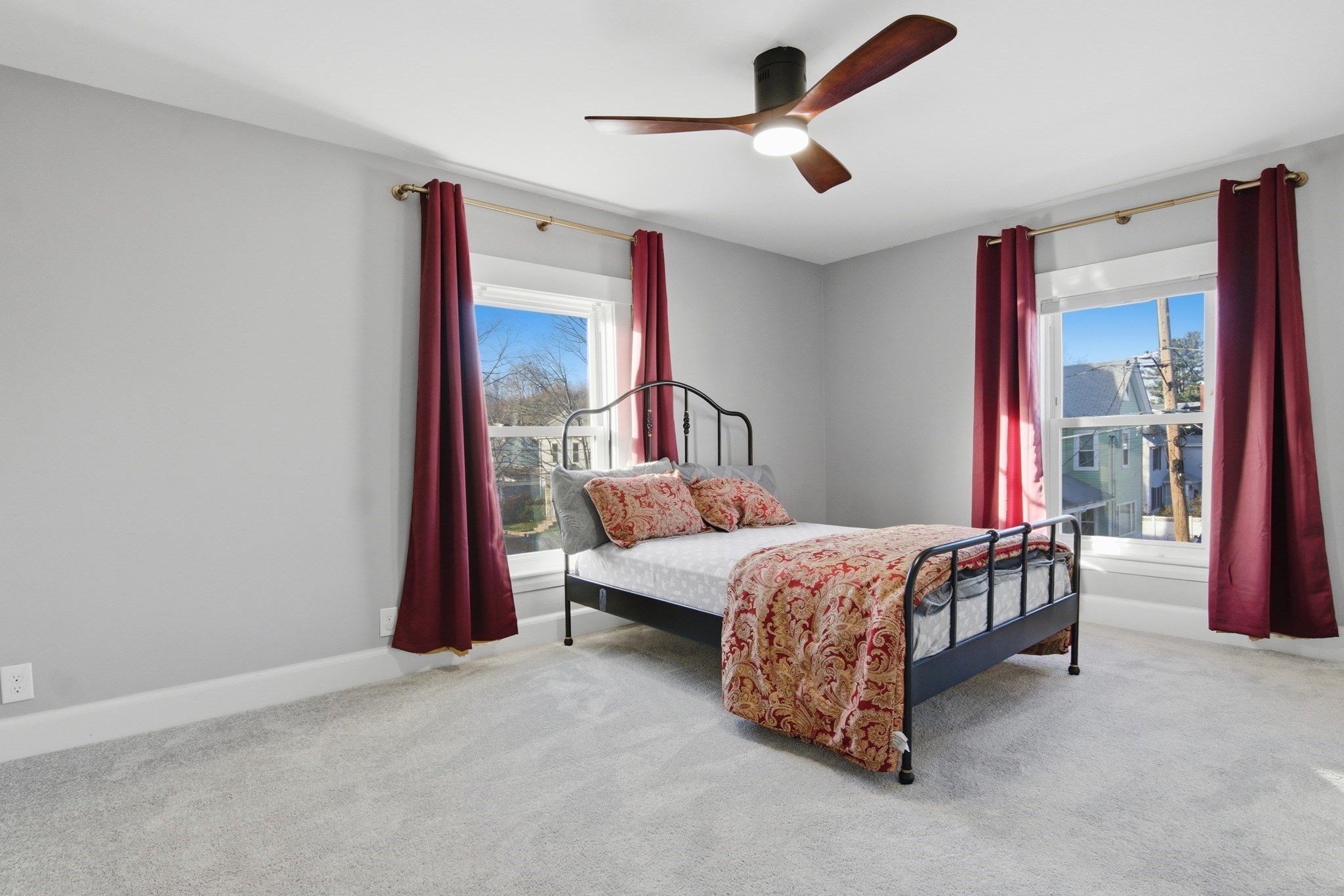 6 Everett Street Property Photo 15