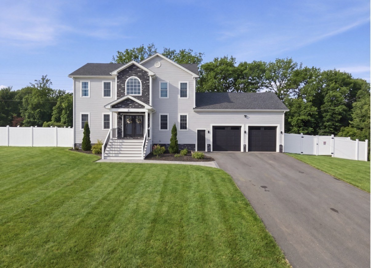 5 Nottingham Cir Property Photo 1