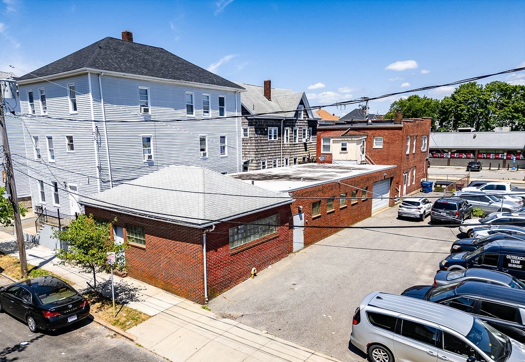 272 Sawyer St Property Photo 1