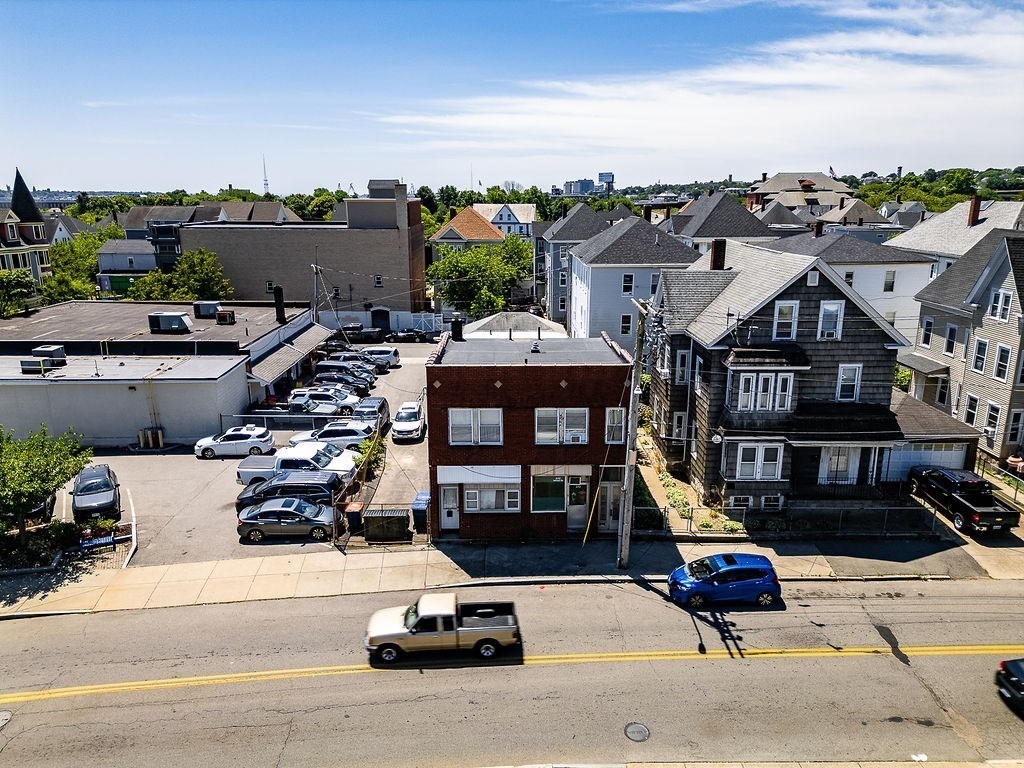 272 Sawyer St Property Photo 18