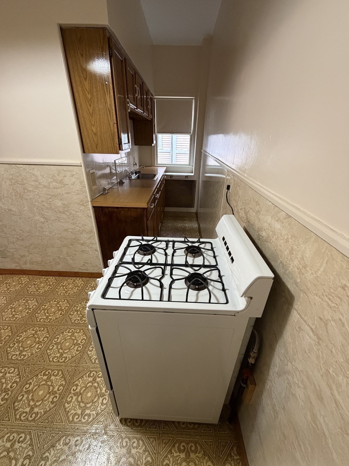 25 Seventh Property Photo 32