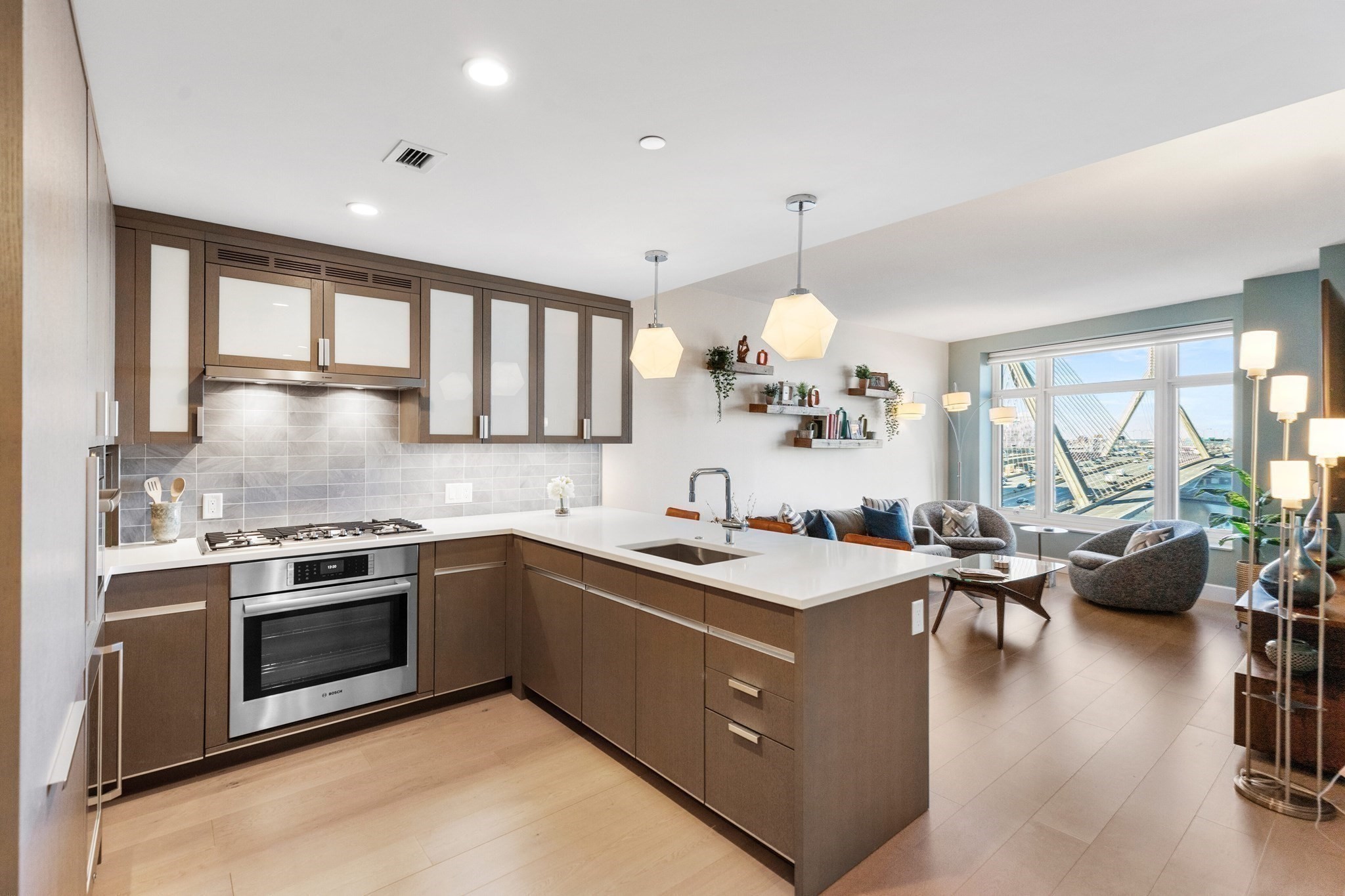 100 Lovejoy Wharf # 9F