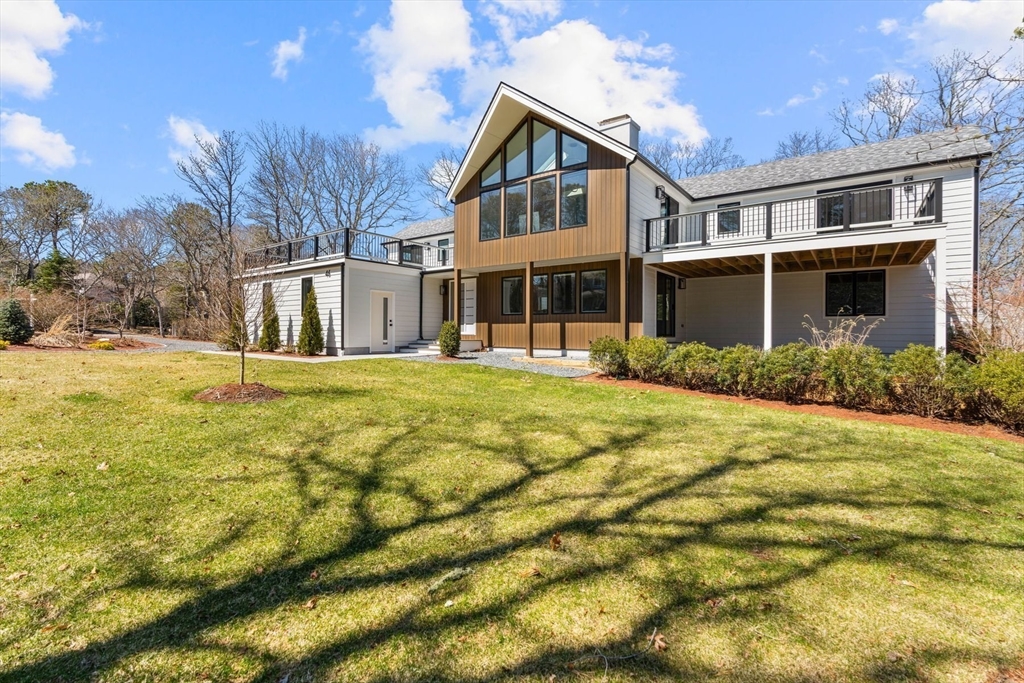 46 Greensward Circle Property Photo 3