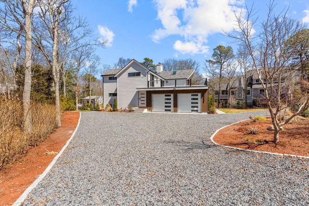 46 Greensward Circle Property Photo 4