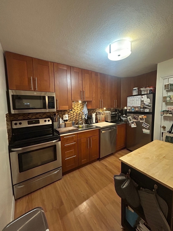 267 Main St # 2b Property Photo 6