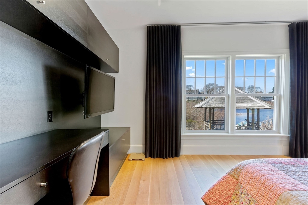 780 Craigville Beach Road Property Photo 15