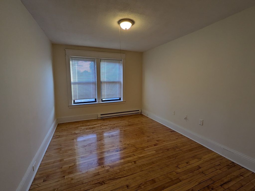 1447 Dwight St # 1l Property Photo 7