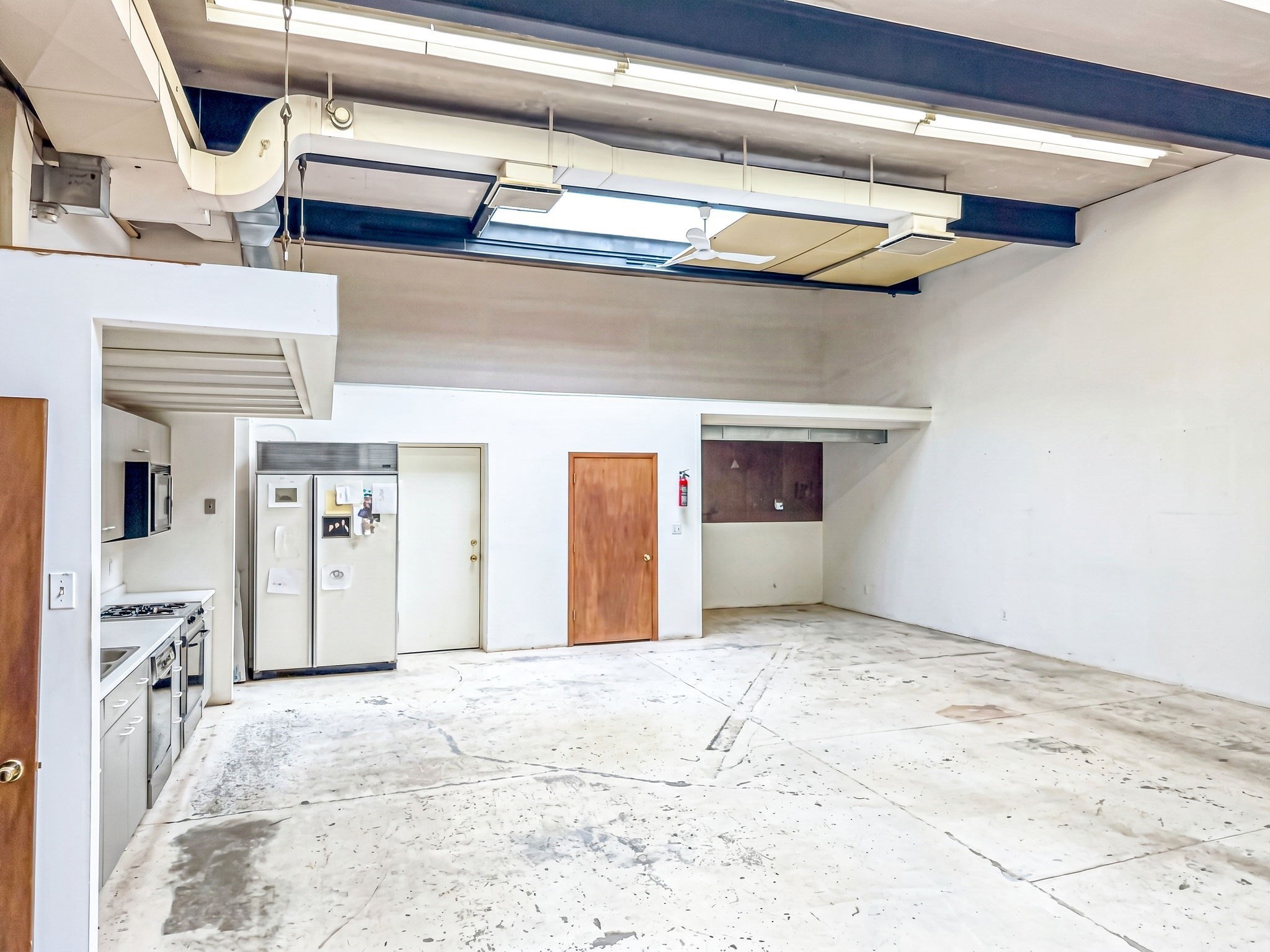 36 Loring Street Property Photo 13